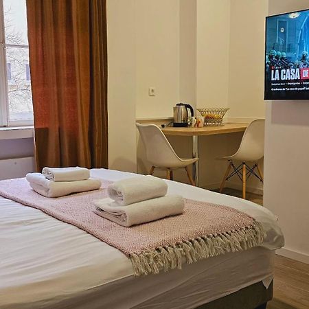זאגרב Noble Studio Apartments מראה חיצוני תמונה