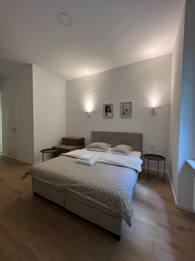 זאגרב Noble Studio Apartments מראה חיצוני תמונה